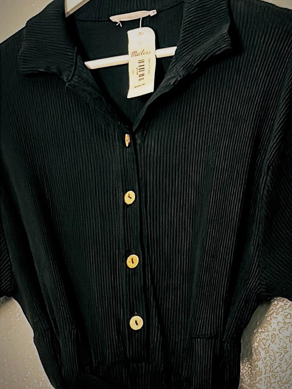 NWT! Black Ribbed Button-Front collared with pockets & Tie Waist Small